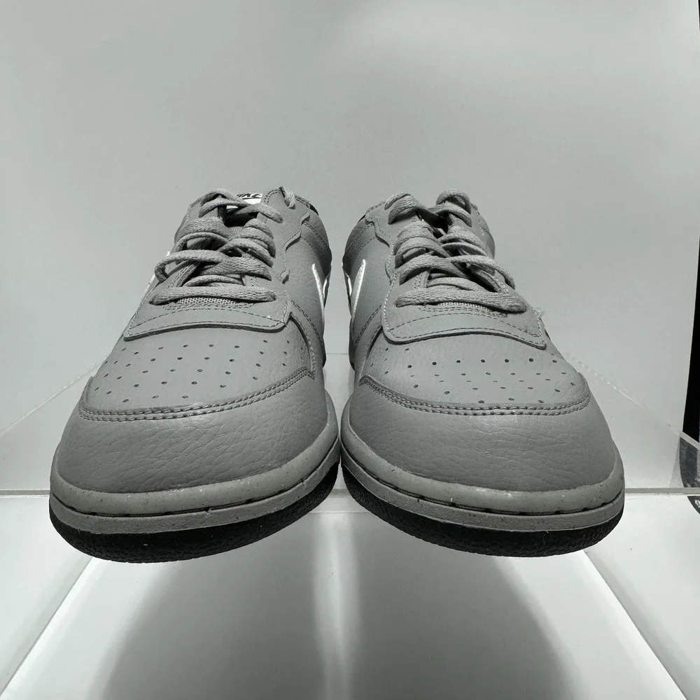 Nike double stores
